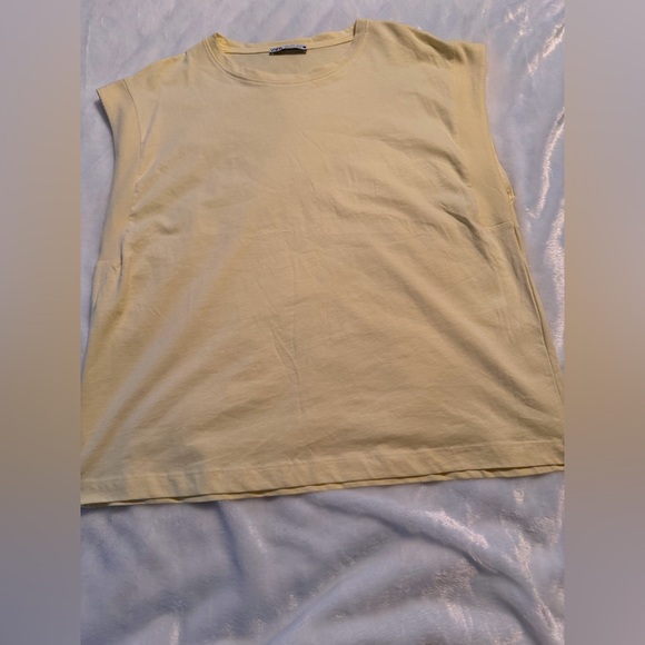 Zara Tops - Zara Light Yellow T-Shirt
